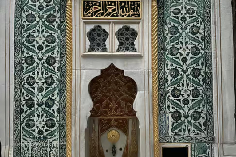Topkapi Palace & Harem Skip-the-Line Guided Entry