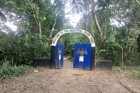 Accra: Cape Coast & Elmina Castles & Assin Manso Guided Tour