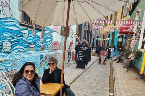 Valparaíso, Viña del Mar and Casablanca Full Day Experience