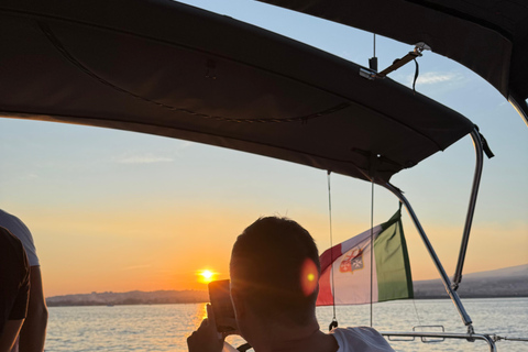 Catania: Sunset Sailing Tour with Sicilian Aperitif