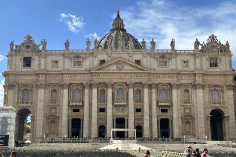 Rome-St Peter’s Basilica Privet Guided Tour & Grottoes Visit Private Family Tour of St. Peter’s Basilica | Dome Access I