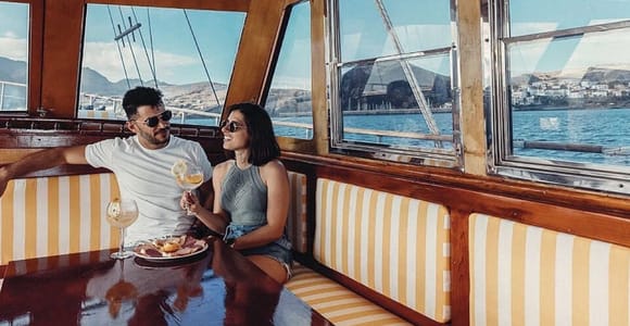 Madeira: 5-stündiger Ausflug mit dem Holzboot entlang der Westküste
