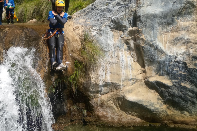 Río Verde, Otivar, Granada: canyoning crystal clear waters jumps and rappel