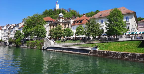 Ljubljana: Walking Guided Tour of the Castle in Italian