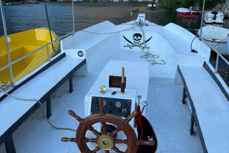 Omiš: 2-Hour Pirate Boat Journey to the Heart of the Canyon