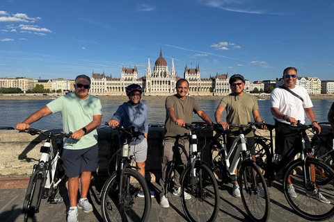 Budapest: Complete E-Bike Tour of Buda & Pest Highlights