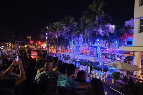 Miami by Day and Night: 2-Day Hop On, Hop Off Experience2-Day Miami Essential Night Tour