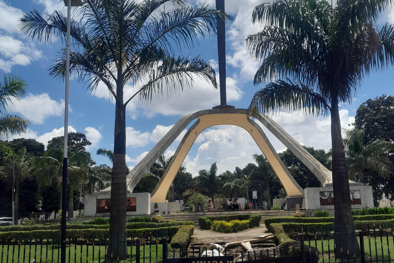 Arusha: Guided City Tour with Local Food with Dala Dala Ride