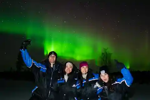 Rovaniemi: Northern Lights Tour with Guaranteed Sightings