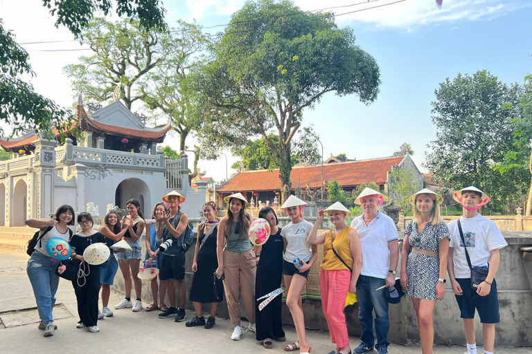 Hanoi : Pueblo del Incienso, Visita a la Fabricación de Sombreros y Calle del TrenTour de día completo : Pueblo del Incienso - Fabricación de Sombreros y Arte de la Laca