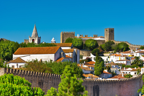 Lisbon: Small-Group Tour to Fátima, Batalha, Nazaré & Óbidos Fatima, Batalha, Nazare, and Obidos Day Trip in Spanish