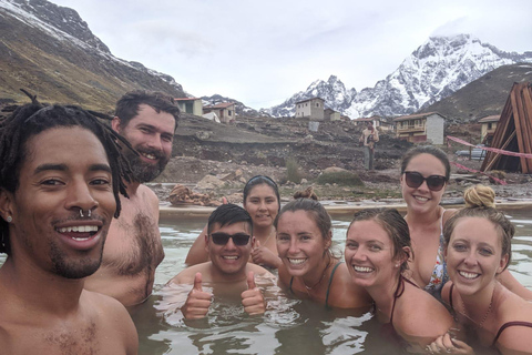 De Cusco: 7 Lagos Ausangate com café da manhã e almoçoDe Cuzco: caminhada de dia inteiro em Ausangate