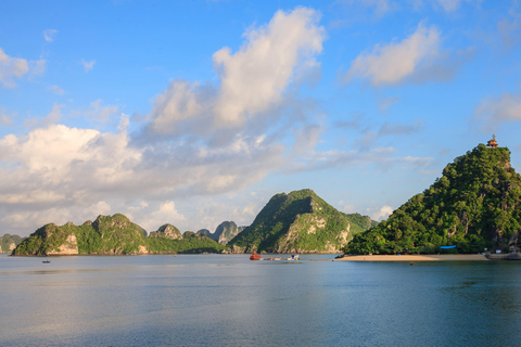 From Hanoi: Halong Bay Day Cruise with Lunch & Kayaking Halong Luxury Cruise+Limousine Bus (max 22 pax)+Set Menu