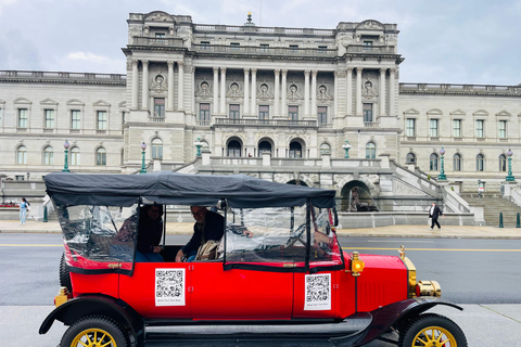 Washington, DC: Monuments & Memorials Tour in a Vintage Car