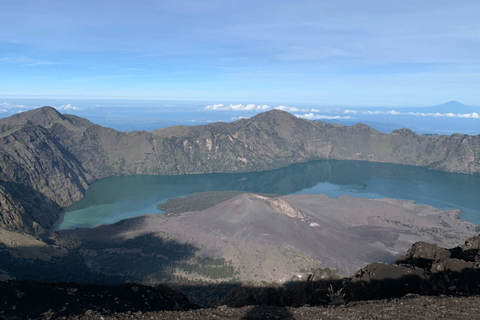 Mount Rinjani Trekking 3D/2N to the Peak Lake, & Hot Springs