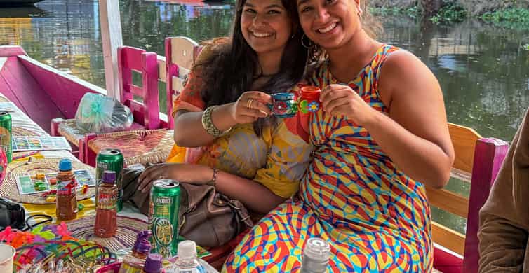 Mexico City: Xochimilco Boat Party with Unlimited Drinks photo 3