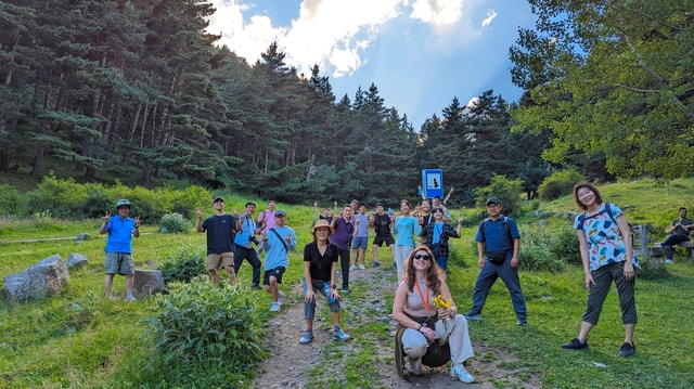 Tbilisi: Kazbegi Hiking Tour with Homemade Lunch