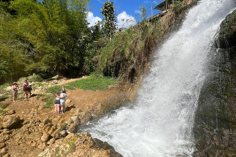 Cuevas del Indios Tour at Arecibo
