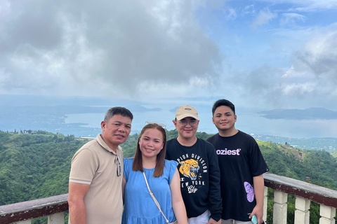 Taal Volcano Lake (båtliv runt sjön)