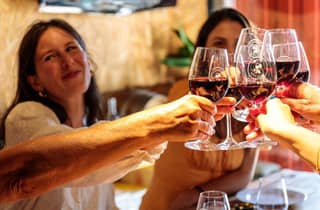 Weinberg in Lissabon: Portugiesische Weinreise, 6 Weine und Snacks