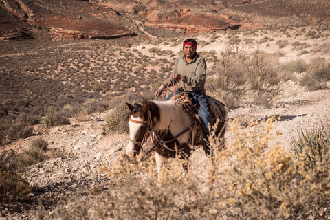 Sedona: Vineyard & Canyon Horseback Experience