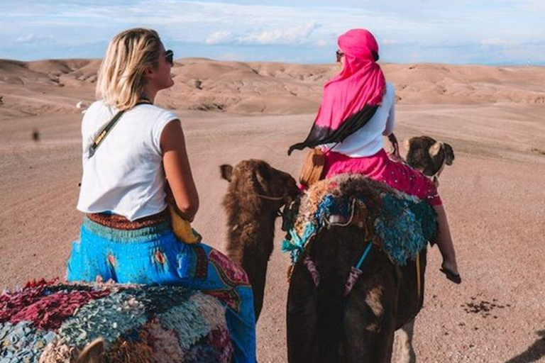 Marraquexe: Agafay Desert Quad &amp; Camel Rides with Dinner Show