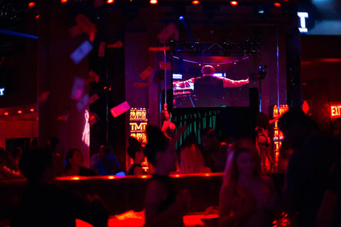 Las Vegas: Night Out at Clubs with Free Drinks and Party Bus Latin Club Crawl