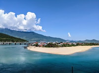 Hue, Easy Rider Tour über Hai Van Pass nach/ von Hoi An (1way) - Housity