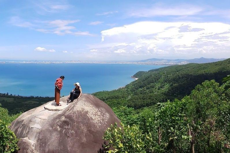 De Hue à Hoi An en moto par le col de Hai Van (ou vice versa)De Da Nang ou Hoi An à Hue (aller simple)