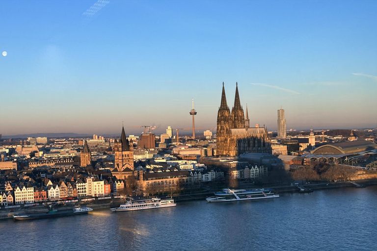 كولونيا: جولة سيرًا على الأقدام لمشاهدة كرة القدم والكرنفال