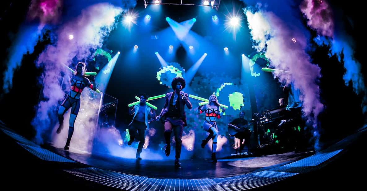 Afbeelding 3 van Amsterdam: VEGAS-dinnershow met 3-gangenmenu om te delen
