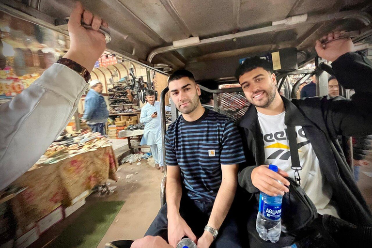 Agra: Guided Street Food Tour by Tuk-Tuk with 10+ Tastings