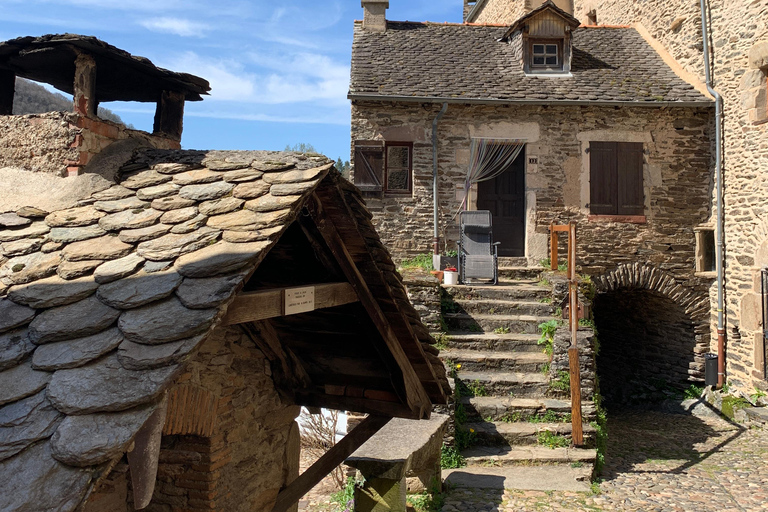 Discover Belcastel, ranked one of the "most beautiful villages in France." Discover Belcastel, ranked one of the "most beautiful villages in France"