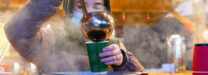 Munich : visite des marchés de Noël avec vin chaud