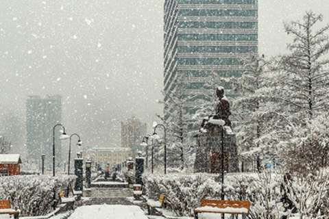 Ulaanbaatar: Skiing and Sightseeing Customizable Tour