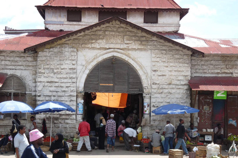 Explore Zanzibar: Stone Town Walking Tour with All History NO TRANSFER INCLUDED IN THIS OPTION