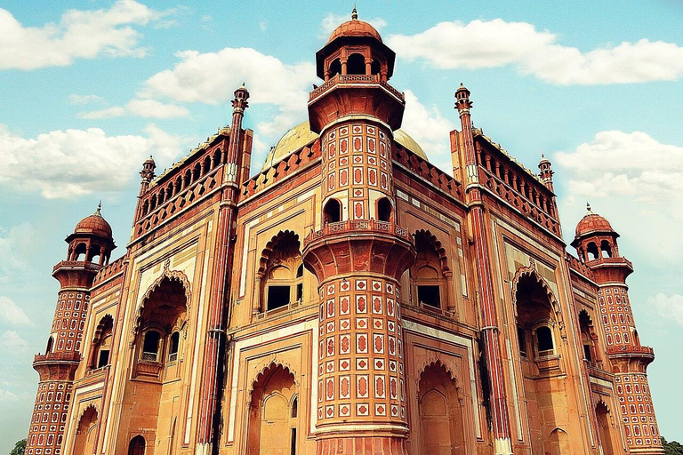 Delhi: Safdarjung’s Tomb Guided Walking Tour Safdarjung’s Tomb Walking Tour