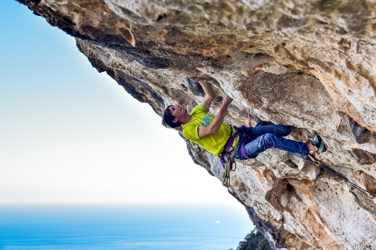 Kyparissi: coaching e tecnica di arrampicata sulle stalattitiKyparissi: Allenamento e tecnica di arrampicata su stalattiti