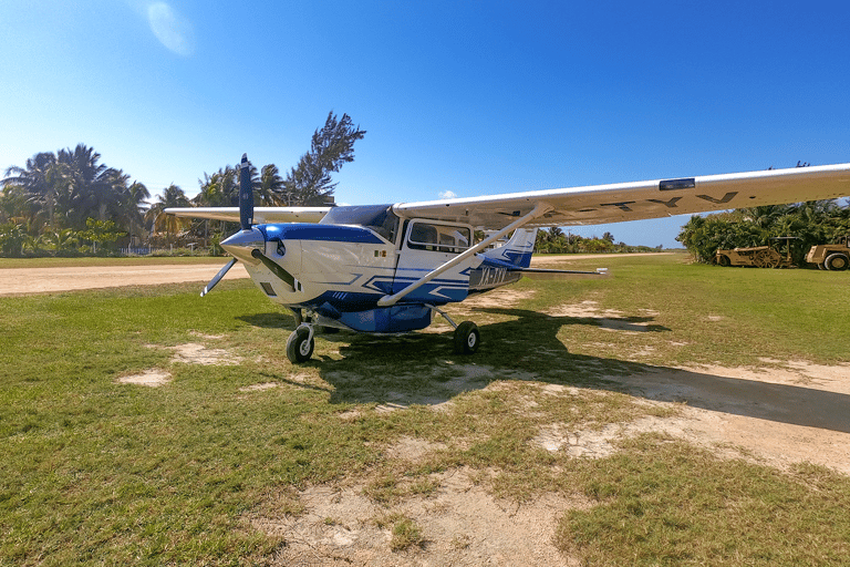 Cancún: Vuelo privado a HolboxCancún: Vuelo Privado a Holbox 1-5 pax