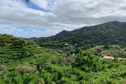 Authentic Santiago: Community Route to Tarrafal Beach Authentic Santiago: Communities to Tarrafal Beach