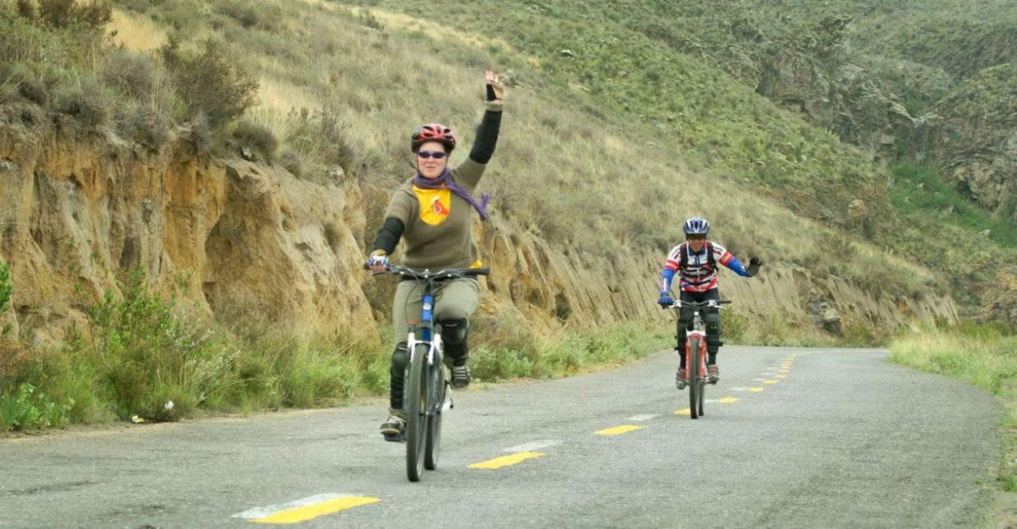 Bike and rafting tour in the Chilina Valley - Housity