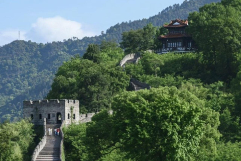 Linhai: Free Guided Tour Great Wall Climb & Old Street Walk