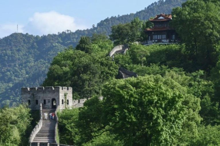 Linhai: Free Guided Tour Great Wall Climb & Old Street Walk