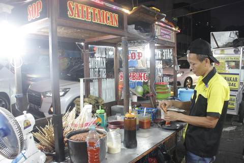 Jakarta: Local, Authentic Sabang Street Food Guided Tour