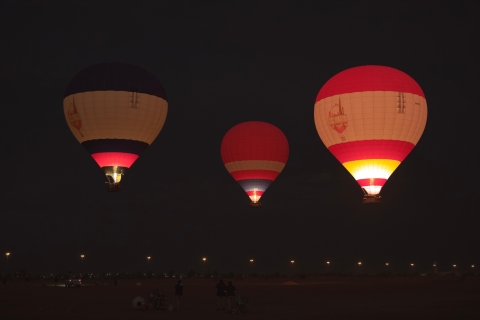 Dubai: Heißluftballonfahrt über die Wüste