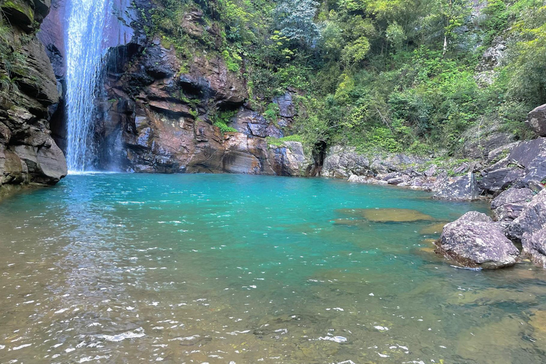 Guilin: Xing'an Day Trip to Lingqu Canal & Sunset Views ES-Speaking Guide
