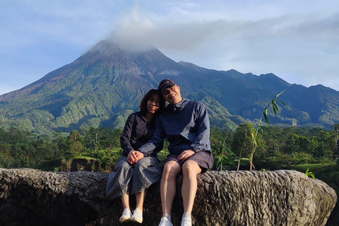 Lo más destacado de Yogyakarta: tour por el volcán Merapi y los templosPuntos destacados de Yogyakarta: tour por el volcán Merapi y los templos