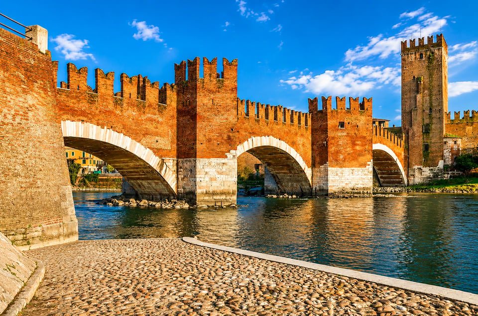 Mailand: Tagestour nach Verona, zum Gardasee und nach Sirmione Mailand: Tagestour ...