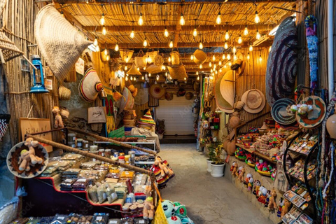 Full-Day Tour: Nizwa Fort, Barkat Al Mouz &amp; Jebel Akhdar