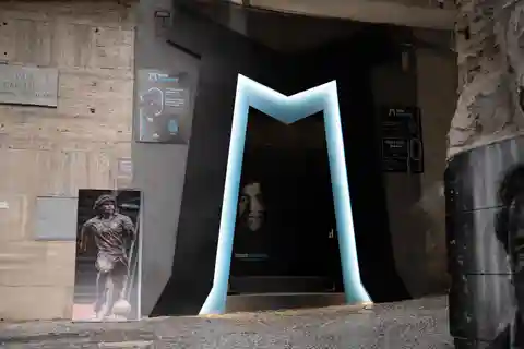 Maradona Múzeum: Az első Diego Armando Maradonának szentelt múzeum.